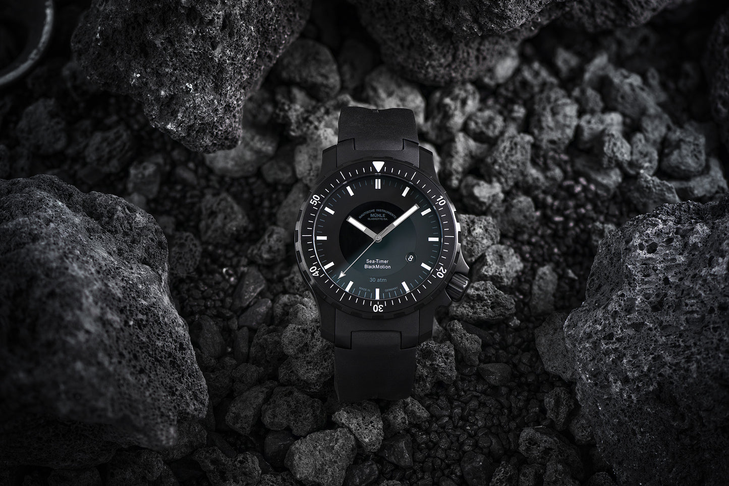 Mühle Glashütte Sea-Timer BlackMotion